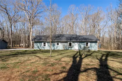 421 Johnson Rd, Honea Path, SC 29654 photo 1