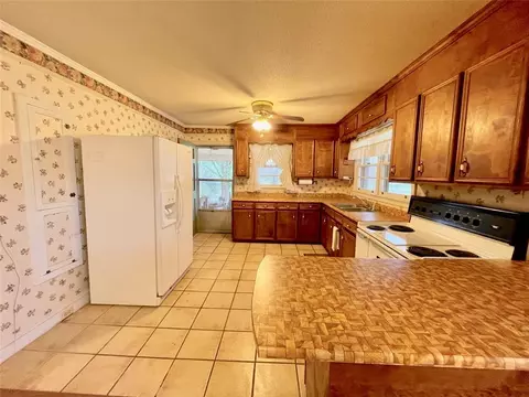 839 Cherry St, Pendleton, SC 29670 photo 6
