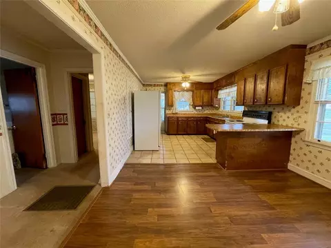 839 Cherry St, Pendleton, SC 29670 photo 4