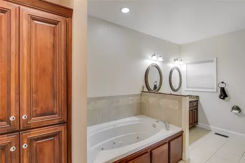 162 Ridgemore Cir, Toccoa, GA 30577 photo 17