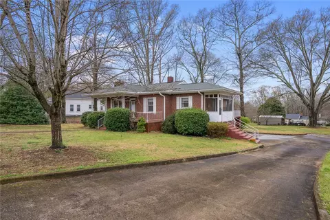 809 Gaines St, Central, SC 29630 photo 32