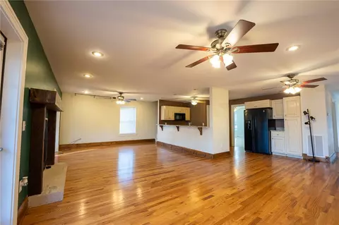 115 Gordon Dr, Central, SC 29630 photo 8