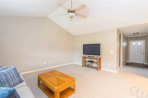 142 Mediterranean Ave, Anderson, SC 29621 photo 2