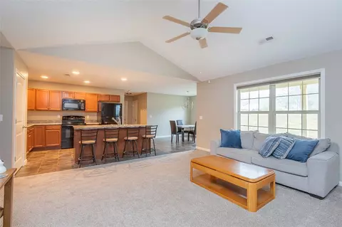 142 Mediterranean Ave, Anderson, SC 29621 photo 4