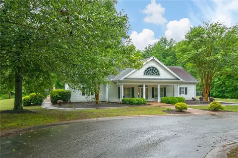 297 Sassafras Dr, Easley, SC 29642 photo 32