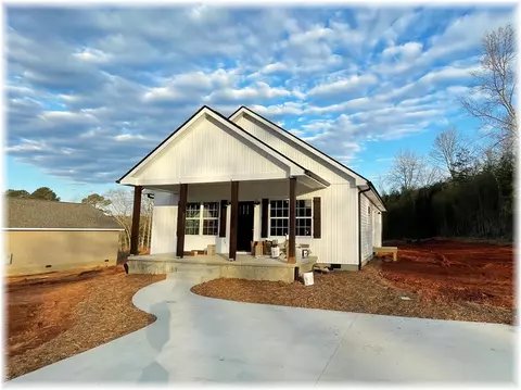 106 Jefferson Pl, Walhalla, SC 29691 photo 2
