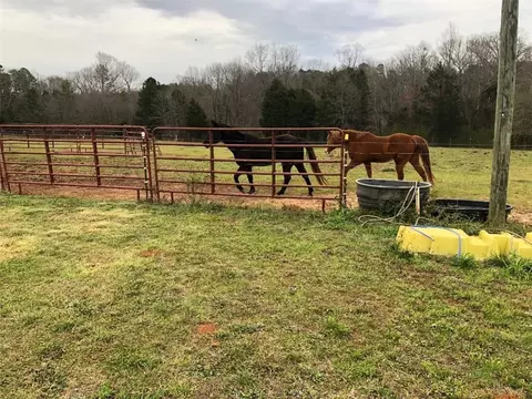 543 Audrey Hardy Rd, Iva, SC 29655 photo 5