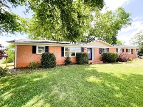112 Paul St, Central, SC 29630 photo 1