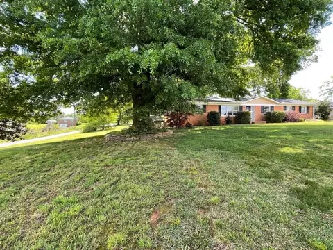 112 Paul St, Central, SC 29630 photo 3