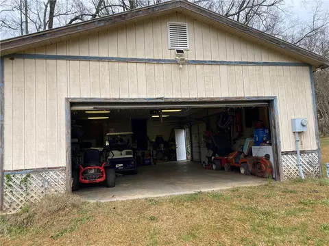 2212 Gentry Rd, Starr, SC 29684 photo 28