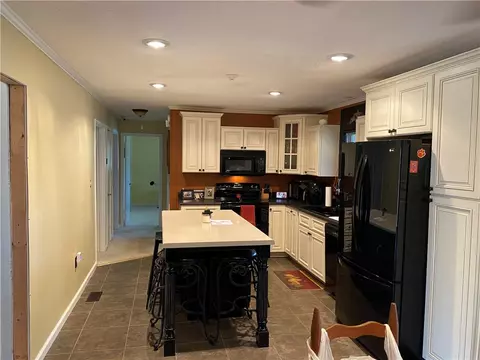 2212 Gentry Rd, Starr, SC 29684 photo 8