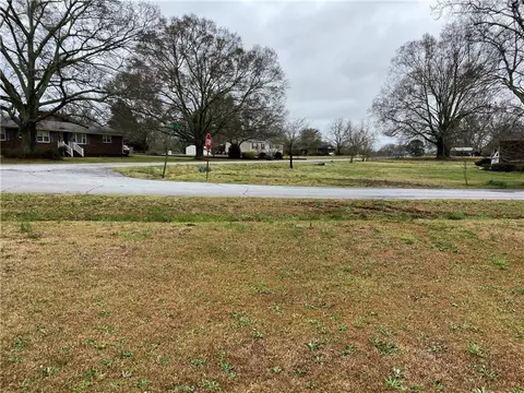 2212 Gentry Rd, Starr, SC 29684 photo 35