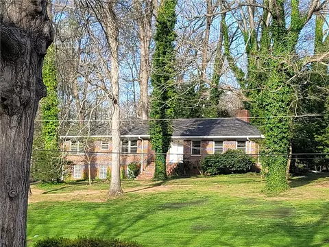 1200 E Greenville St, Anderson, SC 29621 photo 3
