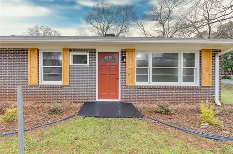 6 Dendy St, Pelzer, SC 29669 photo 4