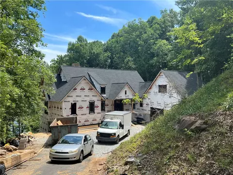 105 Wild Ginger Way, Sunset, SC 29685 photo 2