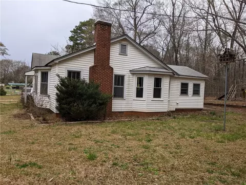 821 E Greer St, Honea Path, SC 29654 photo 13