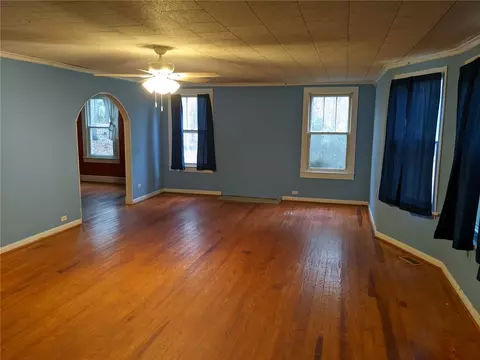 821 E Greer St, Honea Path, SC 29654 photo 3