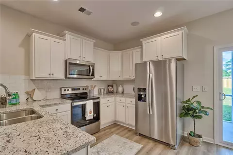 222 Samuel St, Pendleton, SC 29670 photo 8