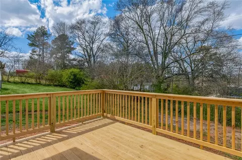 402 Hill St, Easley, SC 29640 photo 29