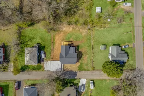 402 Hill St, Easley, SC 29640 photo 33