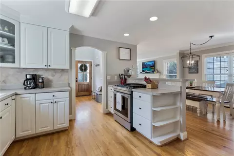 202 Village Way, Pendleton, SC 29670 photo 8
