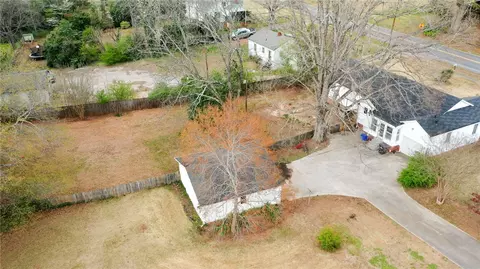220 Lebanon Rd, Pendleton, SC 29670 photo 4