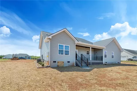 611 Tall Oak Trl, Seneca, SC 29678 photo 28