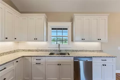 611 Tall Oak Trl, Seneca, SC 29678 photo 10