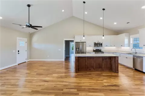 611 Tall Oak Trl, Seneca, SC 29678 photo 20