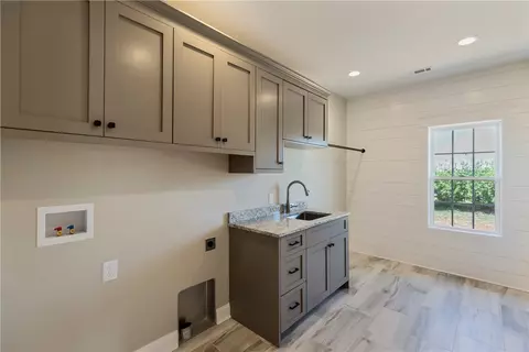 611 Tall Oak Trl, Seneca, SC 29678 photo 13