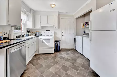 86 Preston St, Easley, SC 29640 photo 5