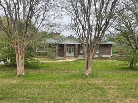 443 Chastain Rd, Central, SC 29630 photo 1