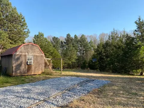 415 Tiny Mcconnell Rd, Iva, SC 29655 photo 2