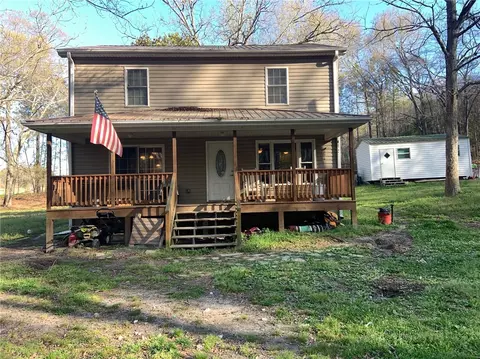 430 Minor St, Williamston, SC 29697 photo 2