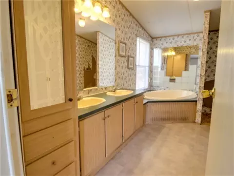 220 Thicket Trl, Pelzer, SC 29669 photo 7