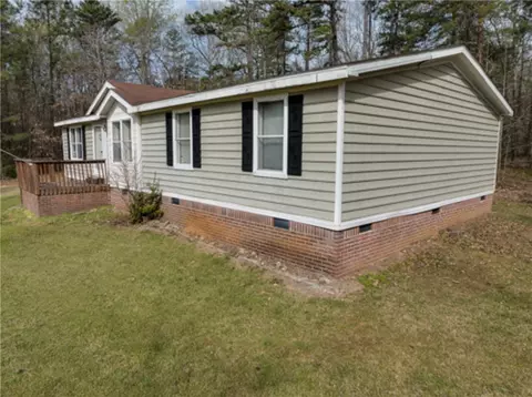220 Thicket Trl, Pelzer, SC 29669 photo 3