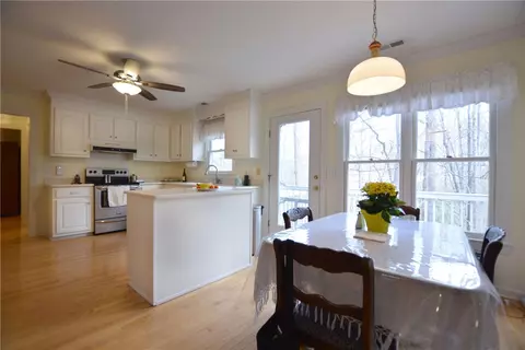 1208 Pineview Dr, Easley, SC 29642 photo 8