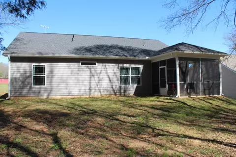 207 Minor St, Williamston, SC 29697 photo 4