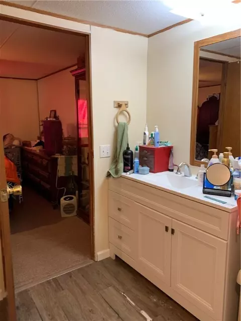 921 Chambers Hill Rd, Seneca, SC 29672 photo 11