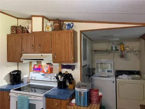 921 Chambers Hill Rd, Seneca, SC 29672 photo 4