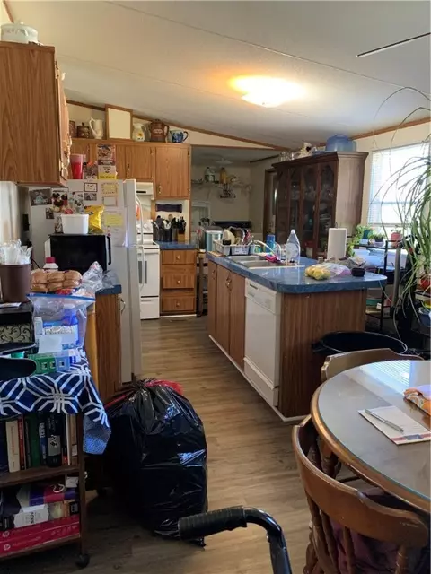 921 Chambers Hill Rd, Seneca, SC 29672 photo 3