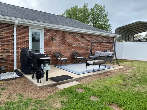 4438 Old Easley Bridge Rd, Easley, SC 29642 photo 24
