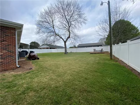 4438 Old Easley Bridge Rd, Easley, SC 29642 photo 23