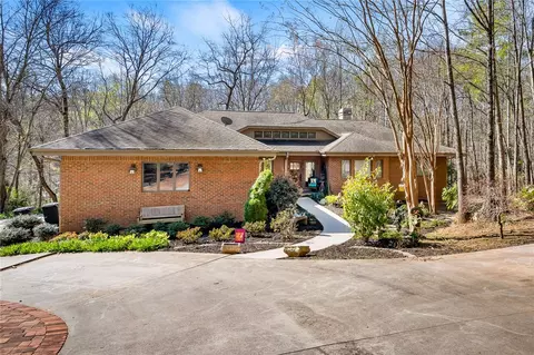 122 Bancroft Ct, Central, SC 29630 photo 1