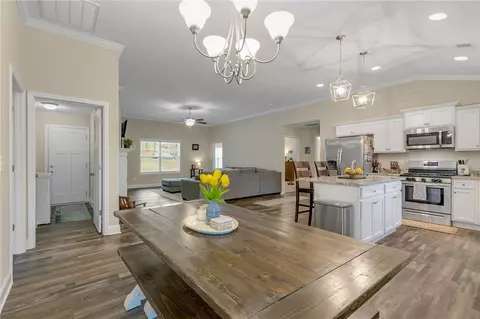 228 Hallmark Cir, Easley, SC 29640 photo 12