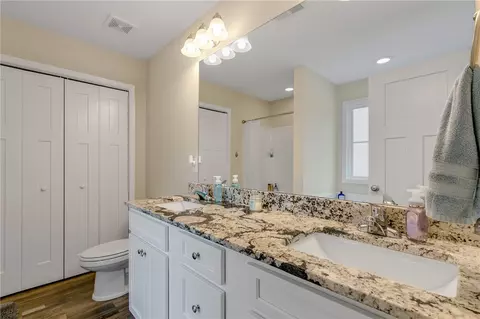 228 Hallmark Cir, Easley, SC 29640 photo 17