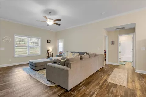 228 Hallmark Cir, Easley, SC 29640 photo 5