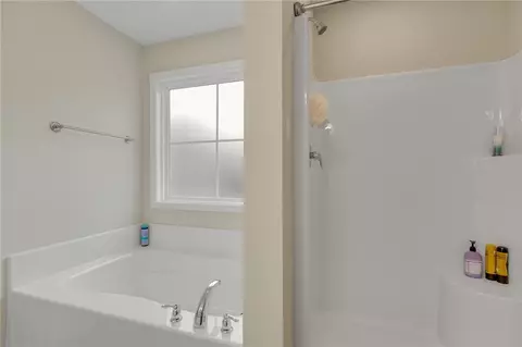 228 Hallmark Cir, Easley, SC 29640 photo 18