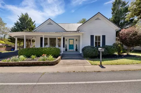 108 Cherry St, Pendleton, SC 29670 photo 1