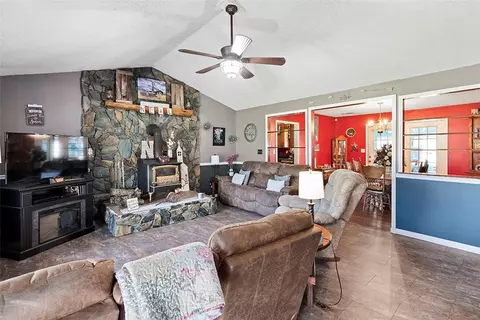 1596 Todd Quarter Rd, Waterloo, SC 29384 photo 8